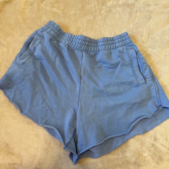 Blue aerie pool to party shorts - Picture 2 of 4